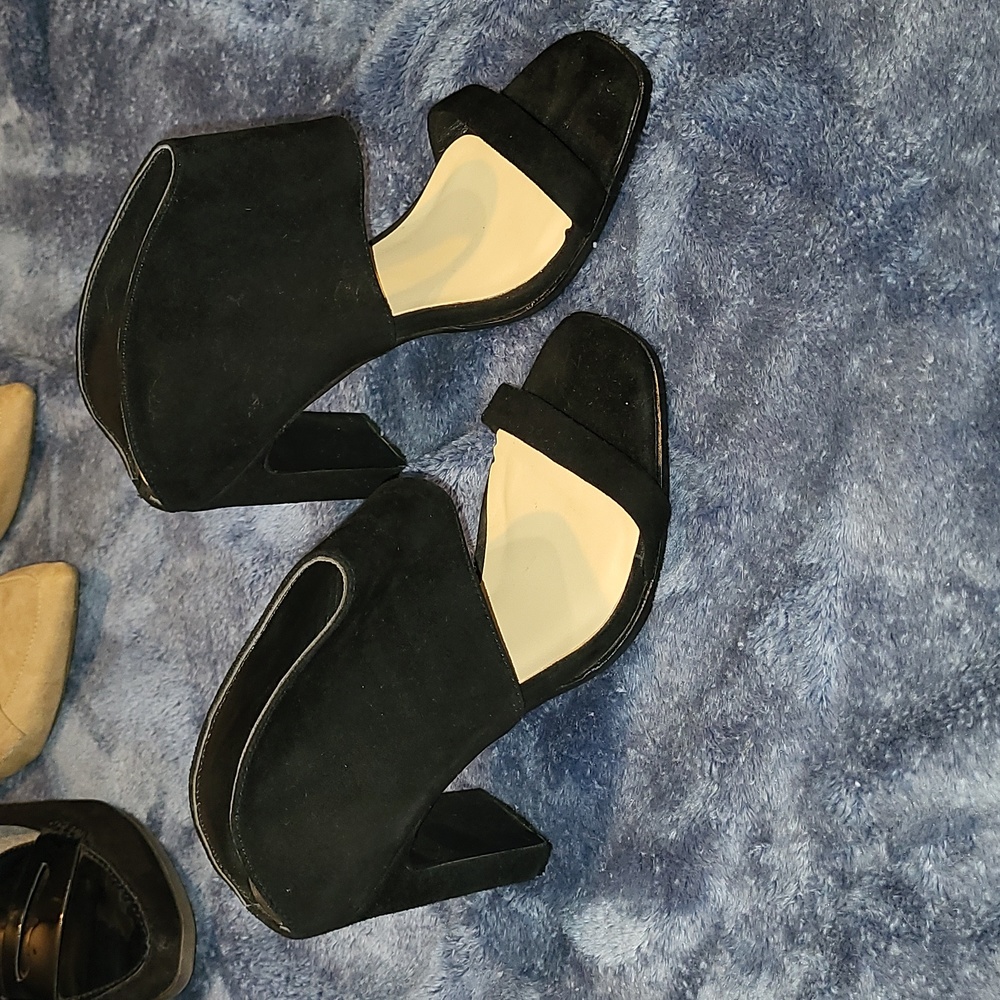 Black heels